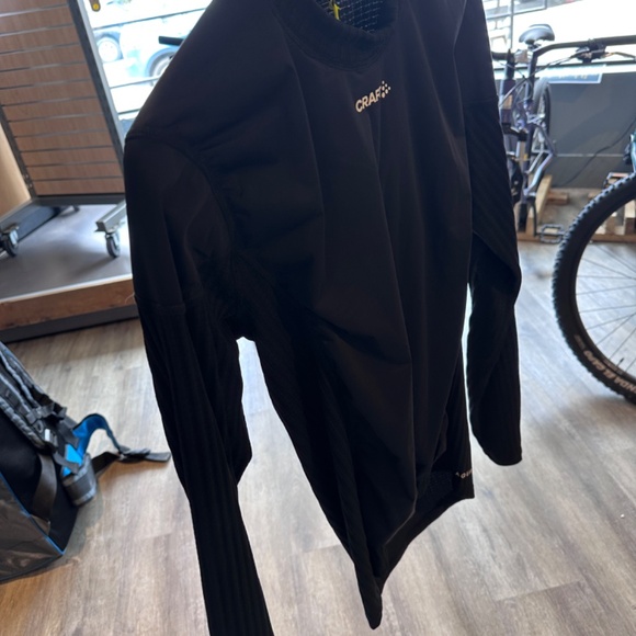 Craft Wind Baselayer - Picture 2 of 5